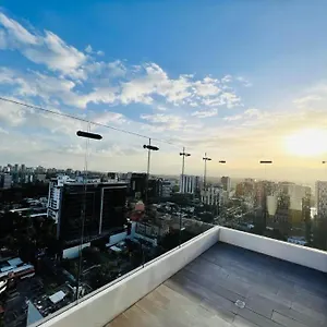 3 Habitaciones, Edificio Airali, Zona 10, Avellino , Guatemala Guatemala